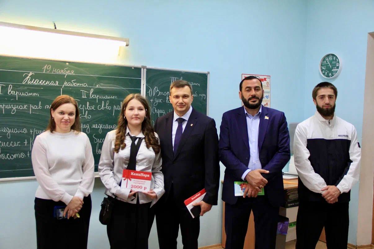 Константин Шимановский: Спортивная борьба – выбор сильных и самых выносливых! Константин Шимановский: Спортивная борьба – выбор сильных и самых выносливых!