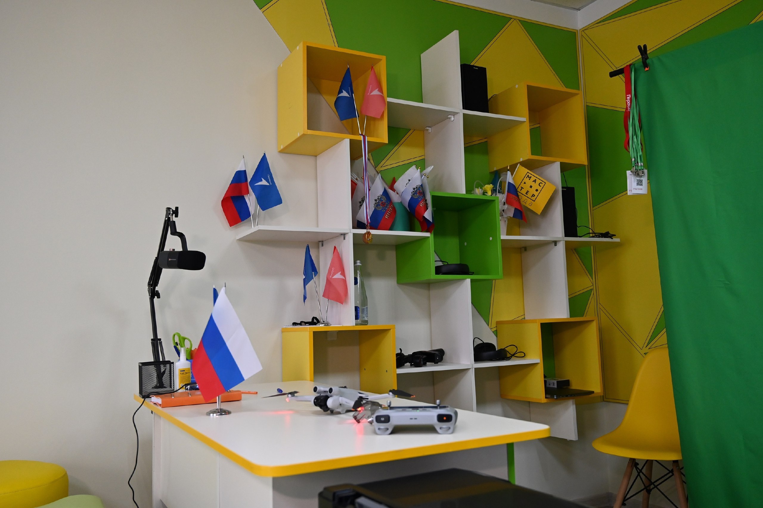 В Крыму открыт первый объект, реализованный в рамках студенческих инициатив В Крыму открыт первый объект, реализованный в рамках студенческих инициатив