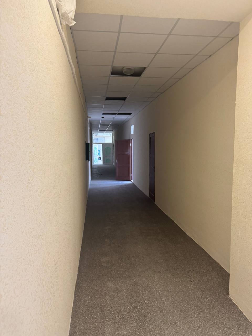 Анжелика Ястребова: По поручению Главы Республики Крым Сергея Аксёнова продолжается капитальный ремонт Муниципального бюджетного общеобразовательного учреждения "Средняя общеобразовательная школа № 1 имени Вилина Ивана... Анжелика Ястребова: По поручению Главы Республики Крым Сергея Аксёнова продолжается капитальный ремонт Муниципального бюджетного общеобразовательного учреждения "Средняя общеобразовательная школа № 1 имени Вилина Ивана...