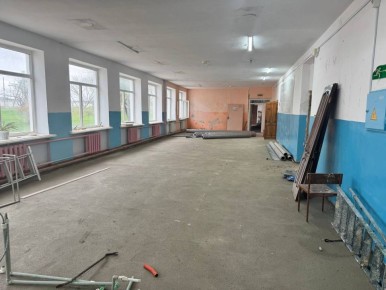 По поручению Главы Республики Крым Сергея Аксёнова продолжается капитальный ремонт Муниципального бюджетного общеобразовательного учреждения "Средняя общеобразовательная школа № 1 имени Вилина Ивана Петровича"...