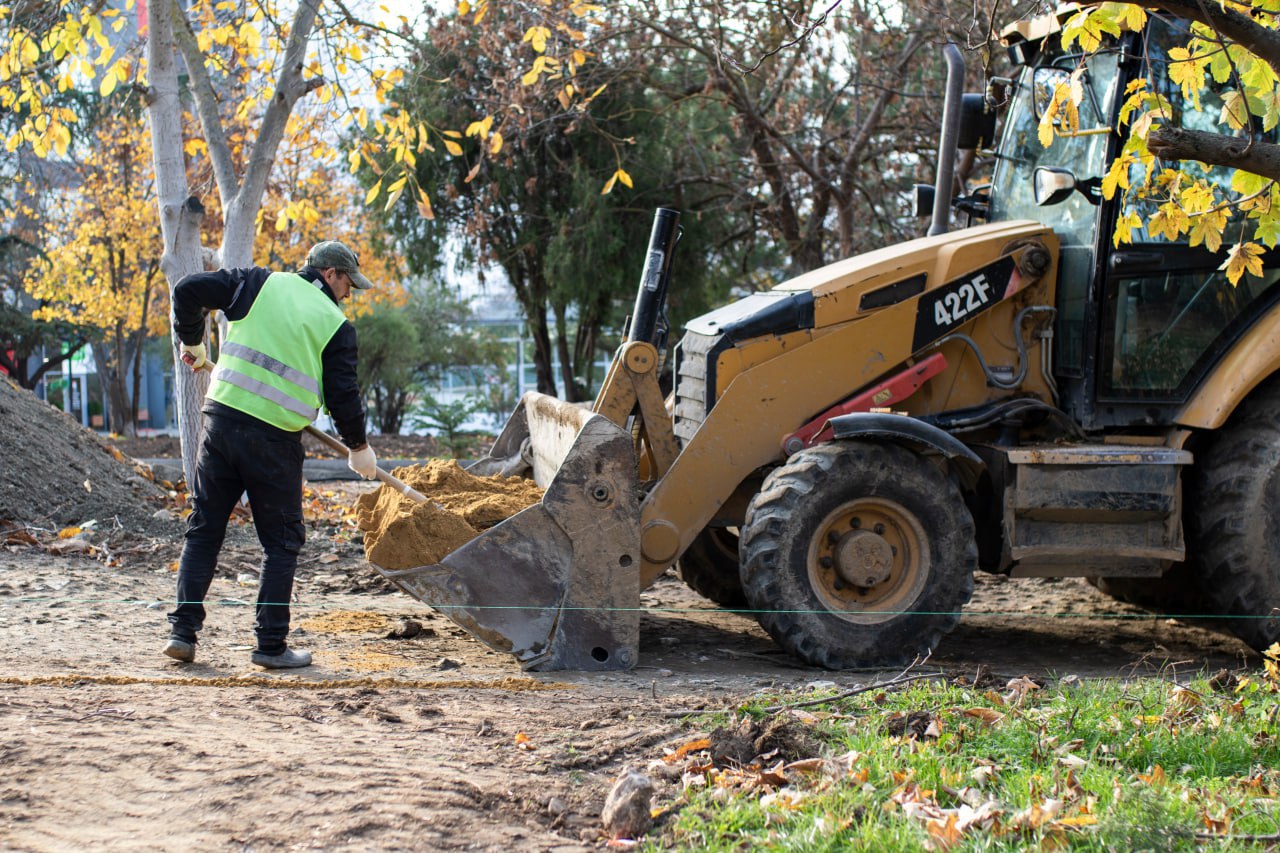 Михаил Афанасьев: Стартовали работы по благоустройству сквера «Студенческий» Михаил Афанасьев: Стартовали работы по благоустройству сквера «Студенческий»