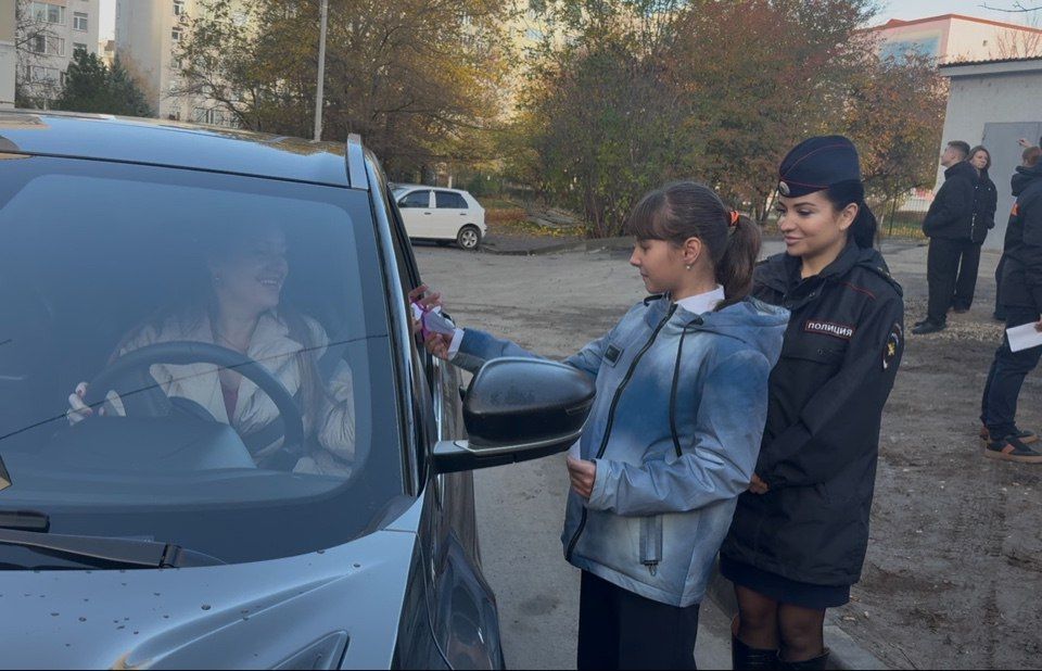 В Симферополе прошли акции ко Всемирному Дню памяти жертв ДТП В Симферополе прошли акции ко Всемирному Дню памяти жертв ДТП