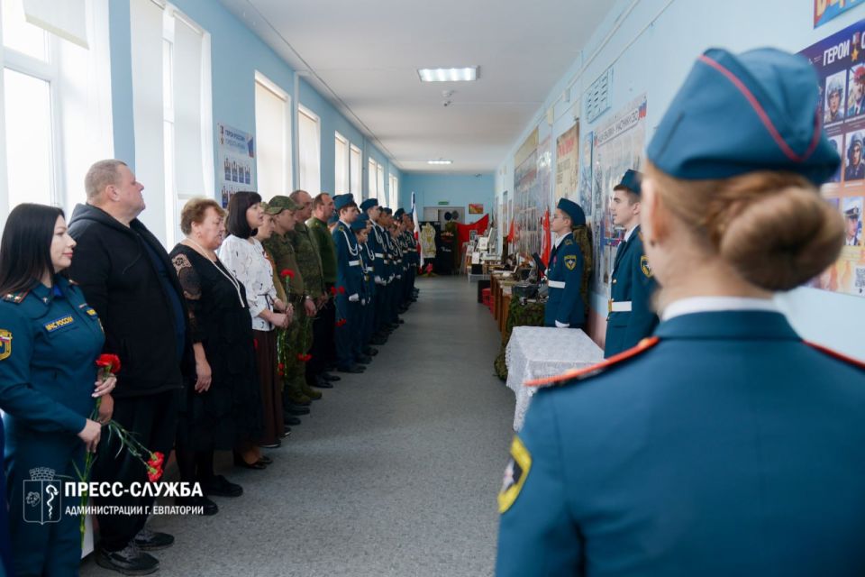 «Парту Героя» в память о погибшем на СВО военнослужащем открыли в Заозерненской школе «Парту Героя» в память о погибшем на СВО военнослужащем открыли в Заозерненской школе