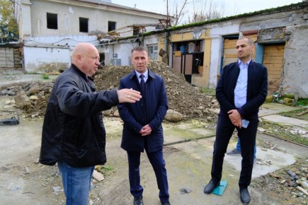 Юрий Нимченко: Параллельно ведутся работы на Ялтинском рынке