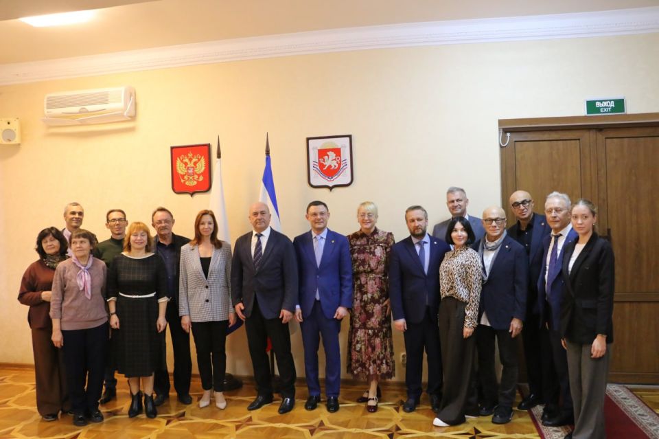 Подписано Соглашение о сотрудничестве Правительства Крыма с Российской академией художеств Подписано Соглашение о сотрудничестве Правительства Крыма с Российской академией художеств