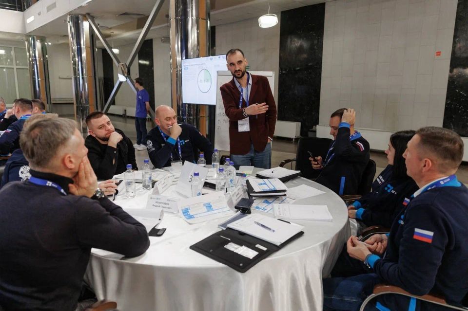 Кирилл Чебышев: На образовательном модуле "Школа мэров" в Тюмени посетил Всероссийский муниципальный форум «МАЛАЯ РОДИНА — СИЛА РОССИИ» Кирилл Чебышев: На образовательном модуле "Школа мэров" в Тюмени посетил Всероссийский муниципальный форум «МАЛАЯ РОДИНА — СИЛА РОССИИ»