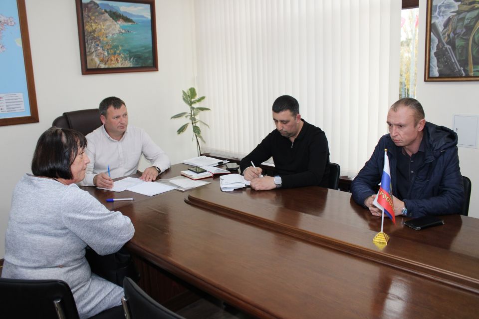 Игорь Крутьков: Одной из ключевых задач работы Главы Администрации района является личный прием граждан Игорь Крутьков: Одной из ключевых задач работы Главы Администрации района является личный прием граждан