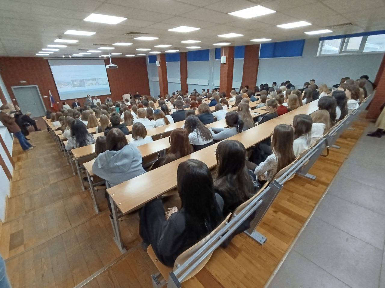 Минкурортов Крыма способствует привлечению сибирских студентов на практику в Крым Минкурортов Крыма способствует привлечению сибирских студентов на практику в Крым