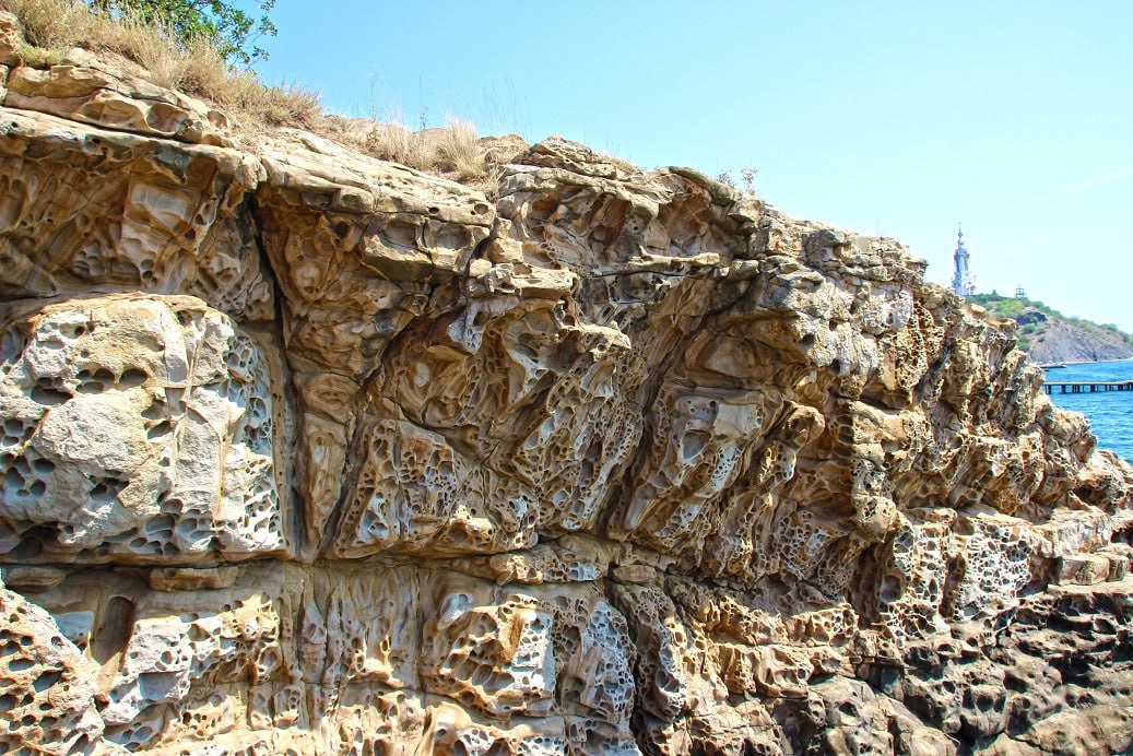 Галина Огнёва: Уважаемые алуштинцы!. Один из населенных пунктов нашего муниципального округа Алушта - село Малореченское участвует в конкурсе "Лучший сельский населенный пункт" - 2025 года! Галина Огнёва: Уважаемые алуштинцы!. Один из населенных пунктов нашего муниципального округа Алушта - село Малореченское участвует в конкурсе "Лучший сельский населенный пункт" - 2025 года!