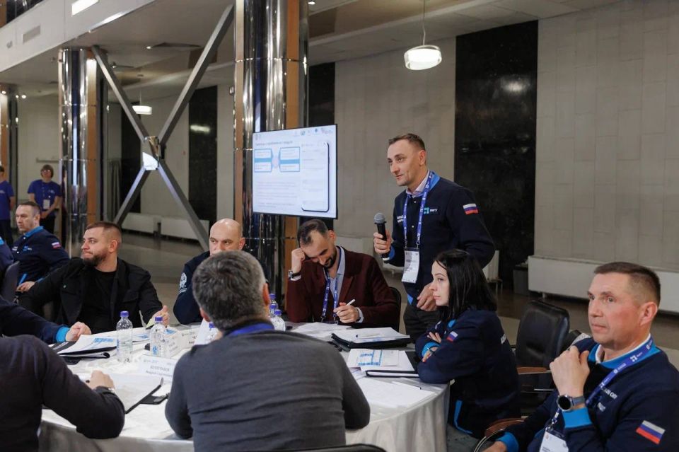 Кирилл Чебышев: На образовательном модуле "Школа мэров" в Тюмени посетил Всероссийский муниципальный форум «МАЛАЯ РОДИНА — СИЛА РОССИИ» Кирилл Чебышев: На образовательном модуле "Школа мэров" в Тюмени посетил Всероссийский муниципальный форум «МАЛАЯ РОДИНА — СИЛА РОССИИ»