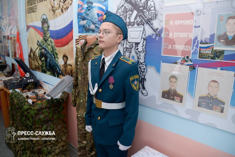 «Парту Героя» в память о погибшем на СВО военнослужащем открыли в Заозерненской школе «Парту Героя» в память о погибшем на СВО военнослужащем открыли в Заозерненской школе
