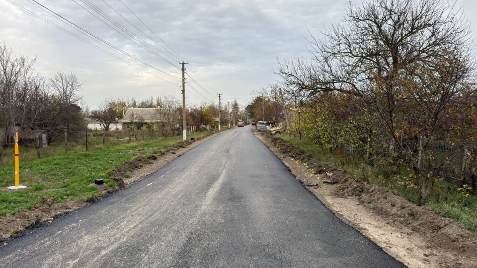 Антон Кравец: На территории Республики Крым продолжаются мероприятия по улучшению качества автомобильных дорог Антон Кравец: На территории Республики Крым продолжаются мероприятия по улучшению качества автомобильных дорог