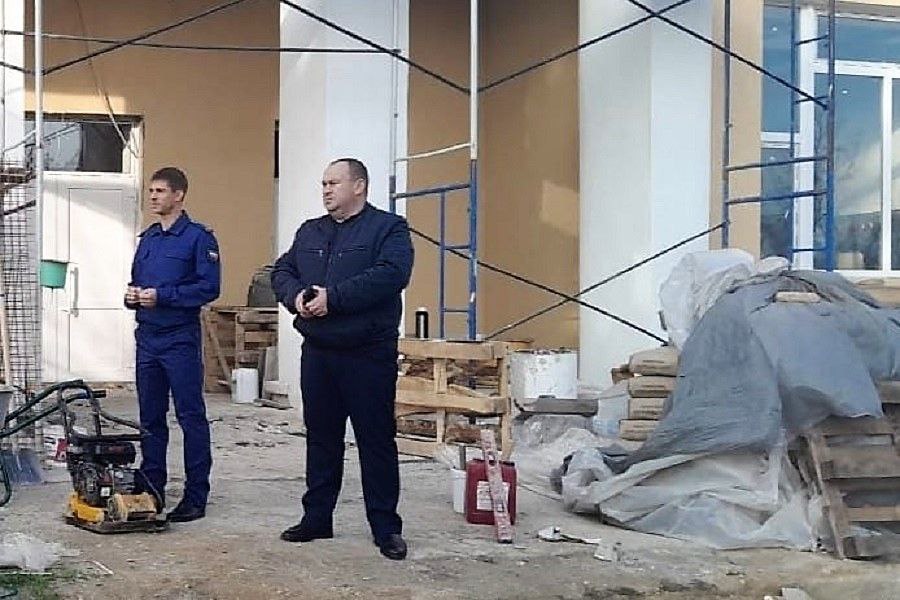 Александр Соколовский: Совместно с прокурором Первомайского района Романом Дугаренко и заместителем председателя районного совета Еленой Стельмах при участии представителей заказчика и подрядной организации проверил ход... Александр Соколовский: Совместно с прокурором Первомайского района Романом Дугаренко и заместителем председателя районного совета Еленой Стельмах при участии представителей заказчика и подрядной организации проверил ход...