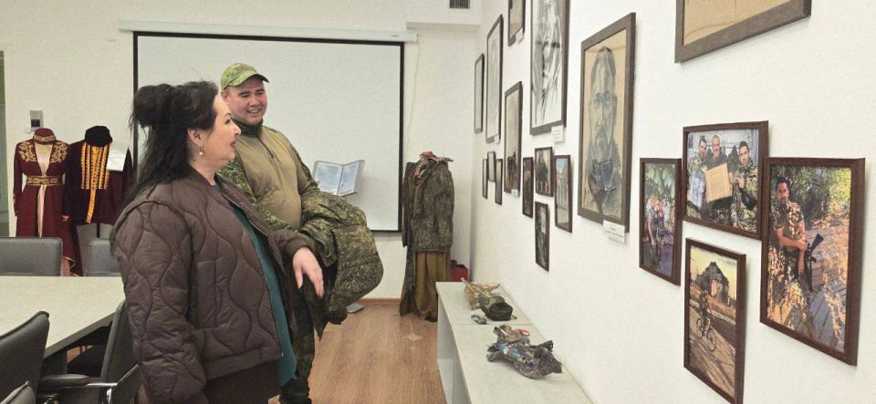 В МБОУ «СОШ № 44 им. Героя Российской Федерации А. Абденановой» состоялось значимое событие — торжественный старт проекта «Говорим с Героем»! В МБОУ «СОШ № 44 им. Героя Российской Федерации А. Абденановой» состоялось значимое событие — торжественный старт проекта «Говорим с Героем»!