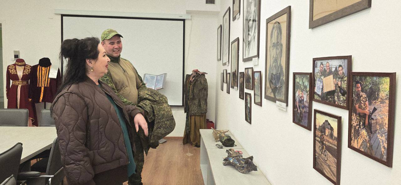 В МБОУ «СОШ № 44 им. Героя Российской Федерации А. Абденановой» состоялось значимое событие — торжественный старт проекта «Говорим с Героем»! В МБОУ «СОШ № 44 им. Героя Российской Федерации А. Абденановой» состоялось значимое событие — торжественный старт проекта «Говорим с Героем»!