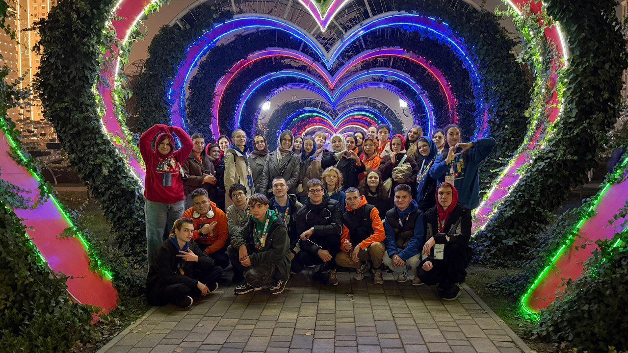 Крымские амбассадоры «Профессионалитета» приняли участие во всероссийском слёте в Грозном Крымские амбассадоры «Профессионалитета» приняли участие во всероссийском слёте в Грозном