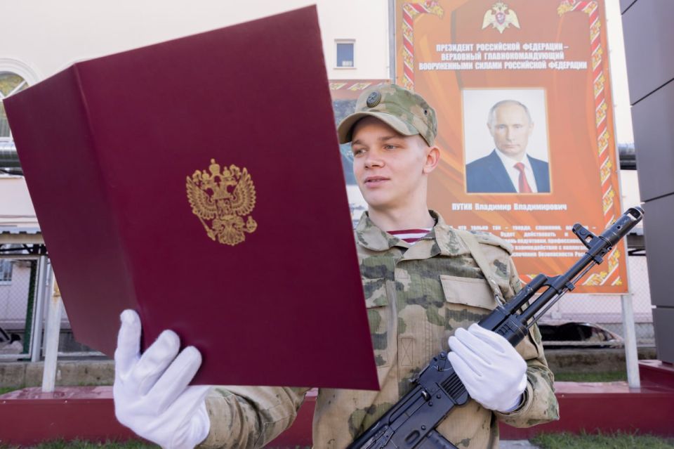 Сергей Аксёнов: 21 ноября наша страна отмечает День Военной присяги