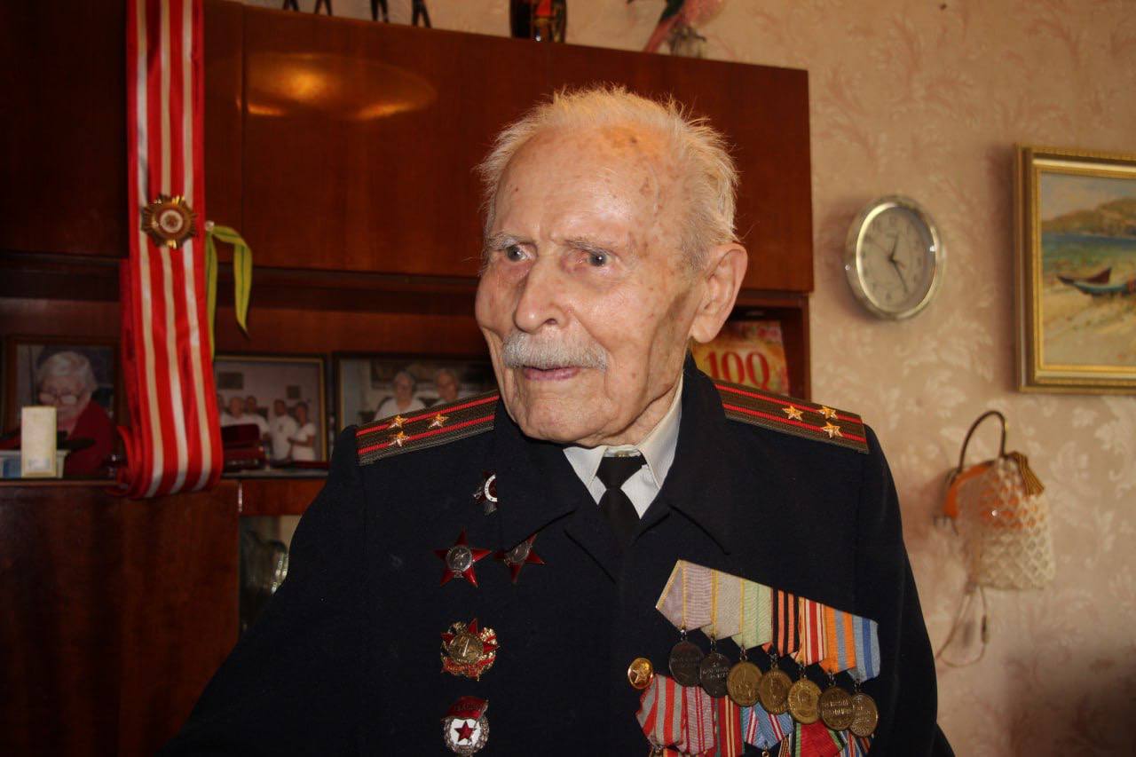 Керчь простилась с ветераном Великой Отечественной войны, почетным гражданином города – Михаилом Федотовичем Кольченко, ушедшим из жизни на 106 году