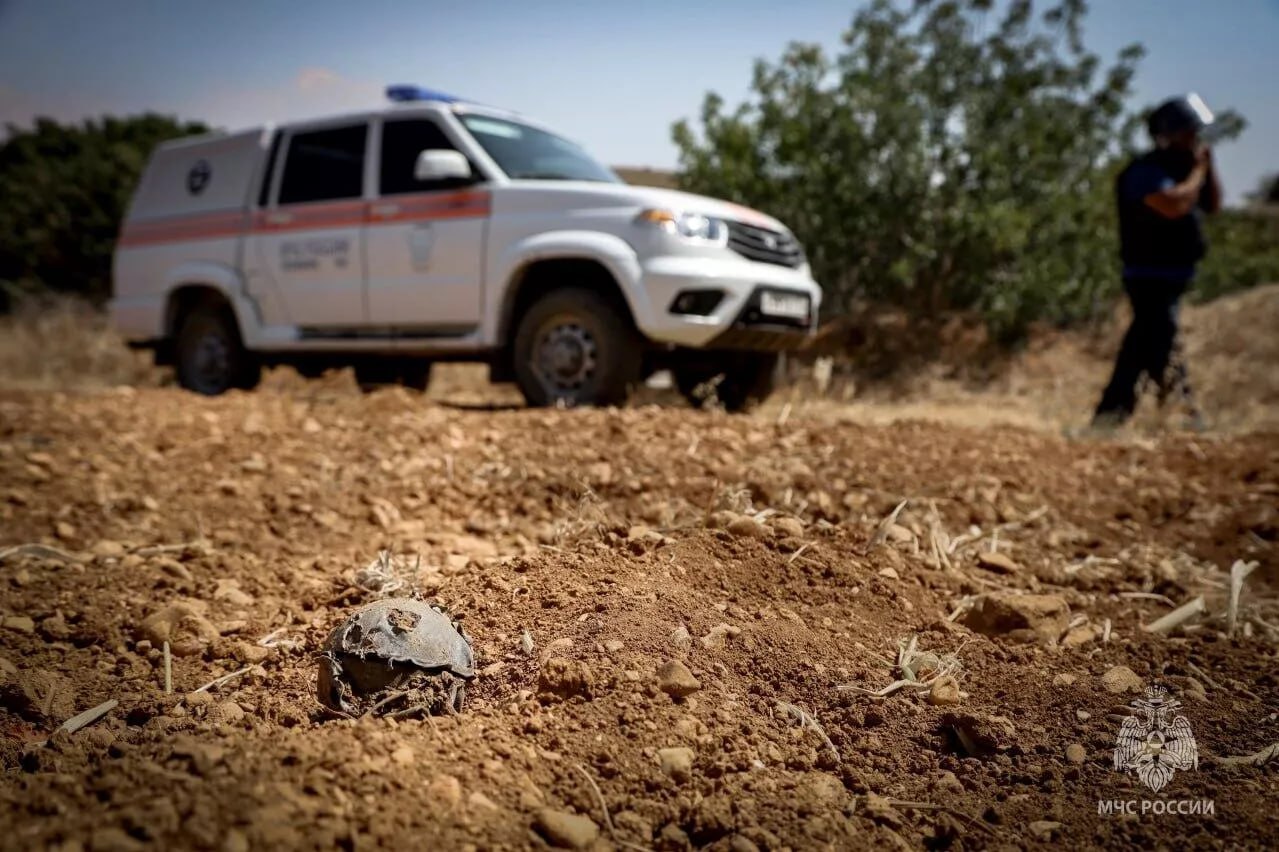 В Ленинском районе подорвали 12 снарядов