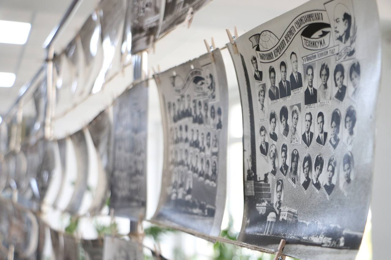 Керченский Судомеханический техникум отмечает 70-летний юбилей Керченский Судомеханический техникум отмечает 70-летний юбилей