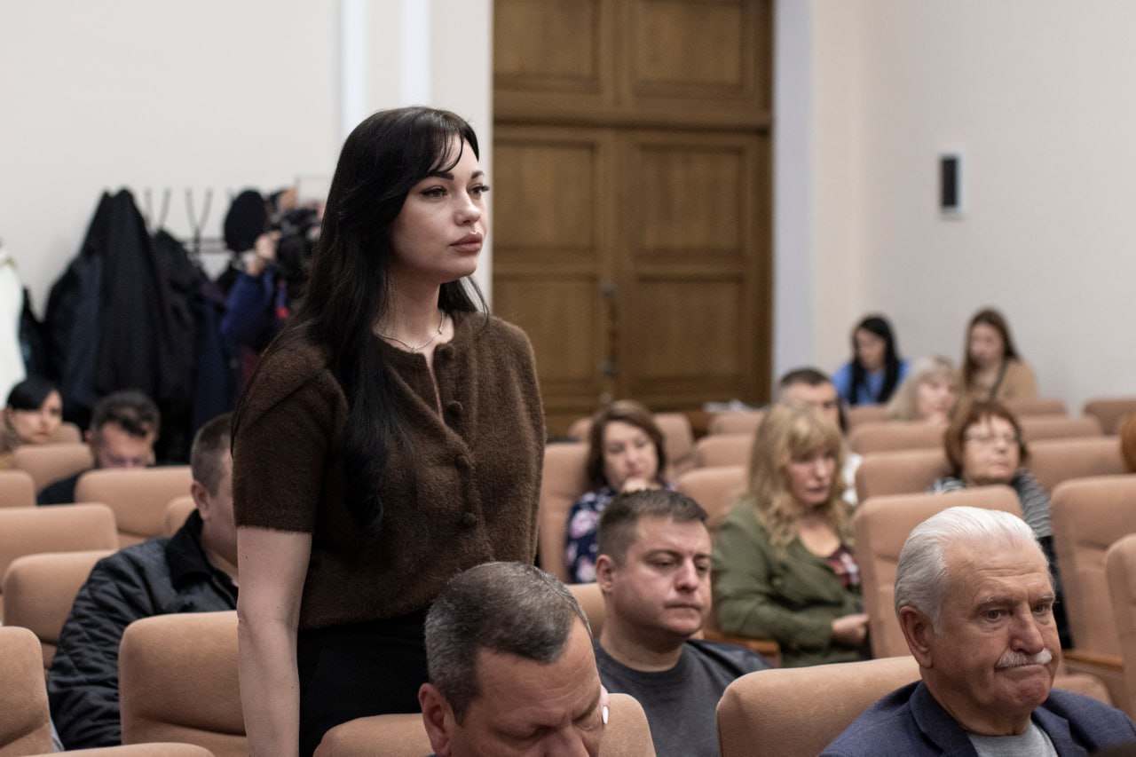 В Симферополе состоялось оперативно-хозяйственное совещание, в ходе которого руководители структурных подразделений отчитались о проделанной работе В Симферополе состоялось оперативно-хозяйственное совещание, в ходе которого руководители структурных подразделений отчитались о проделанной работе