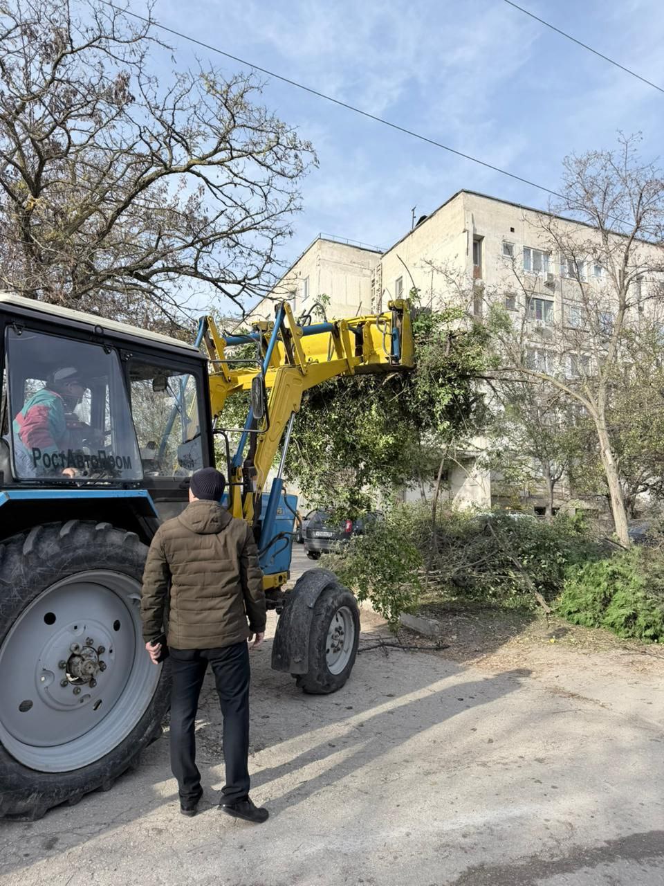 Вода Крыма: 21 ноября Феодосийский филиал присоединился к городскому субботнику! Вода Крыма: 21 ноября Феодосийский филиал присоединился к городскому субботнику!