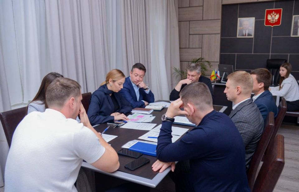 Александр Юрьев: На аппаратном совещании проанализировали выполнение поручений и поставили новые задачи Александр Юрьев: На аппаратном совещании проанализировали выполнение поручений и поставили новые задачи