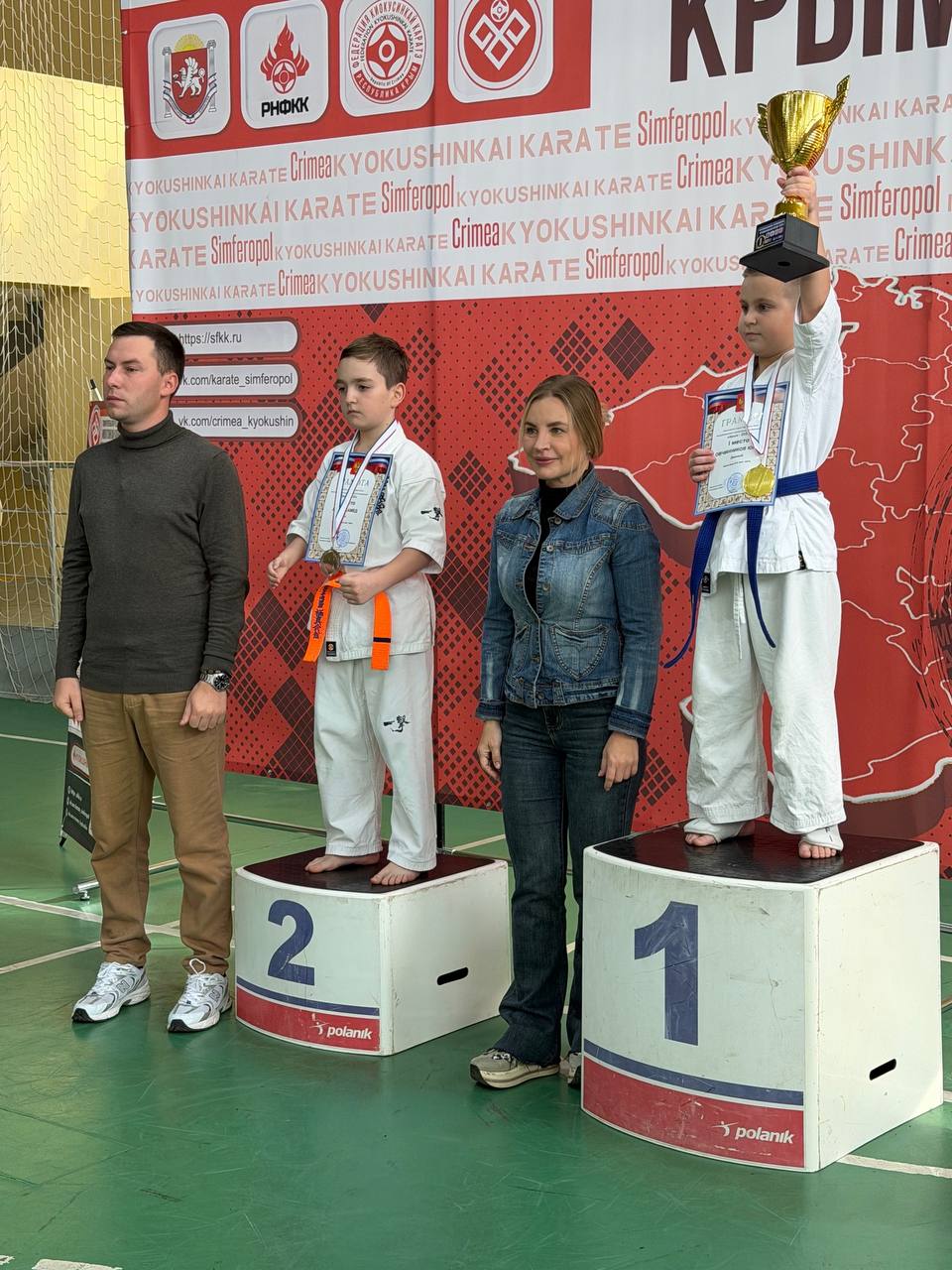 Ольга Торубарова: Совместно с ветераном боевых действий, участником кадрового проекта «Герои Крыма» приняли участие в награждении спортсменов, завоевавших призовые места на республиканских соревнованиях по киокусинкаю Ольга Торубарова: Совместно с ветераном боевых действий, участником кадрового проекта «Герои Крыма» приняли участие в награждении спортсменов, завоевавших призовые места на республиканских соревнованиях по киокусинкаю