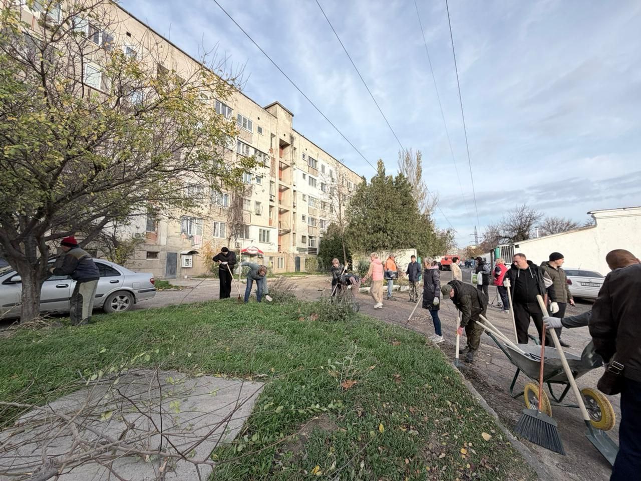 Вода Крыма: 21 ноября Феодосийский филиал присоединился к городскому субботнику! Вода Крыма: 21 ноября Феодосийский филиал присоединился к городскому субботнику!