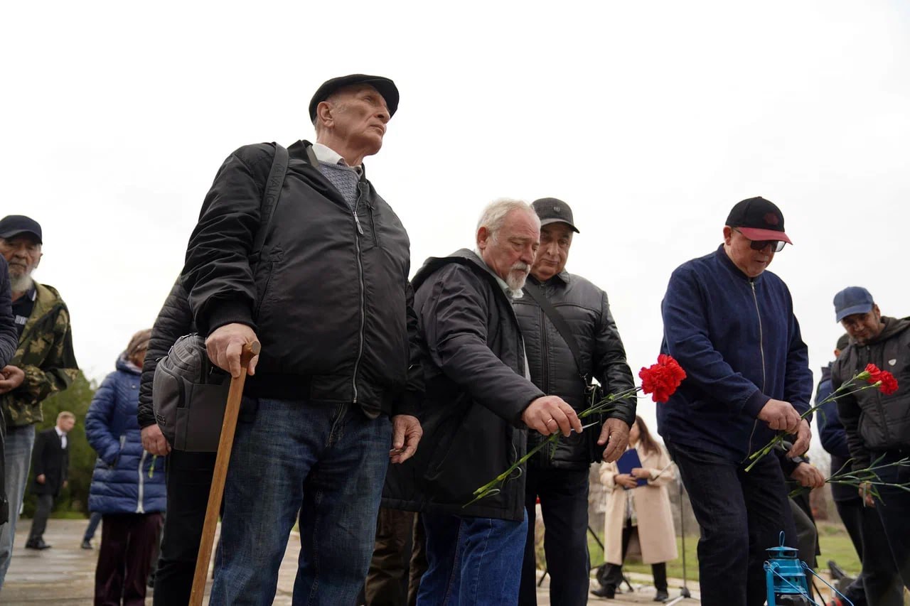 В Евпатории почтили память крымчаков и евреев, ставших жертвами нацизма В Евпатории почтили память крымчаков и евреев, ставших жертвами нацизма