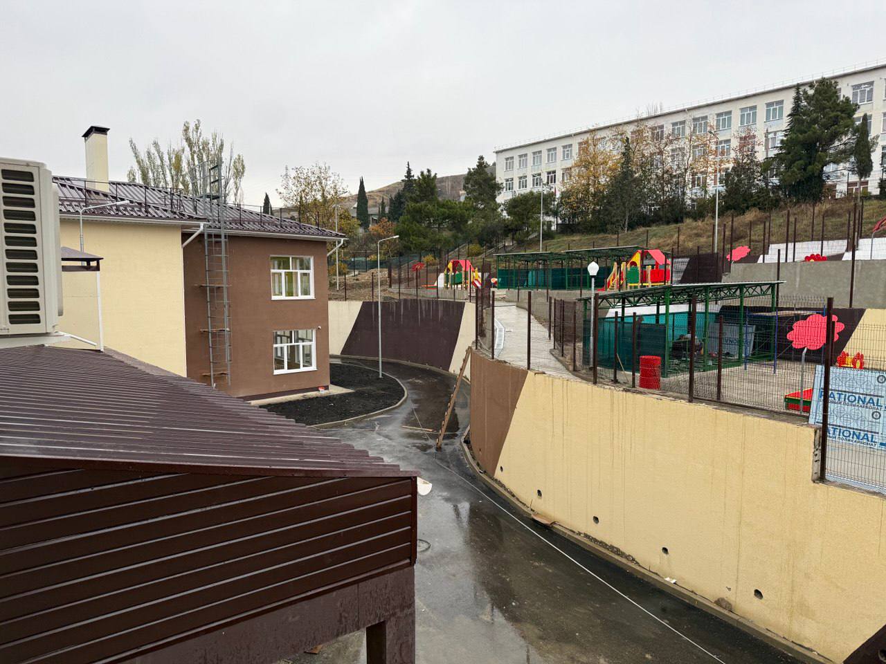 Кирилл Чебышев: Сегодня вместе с первым заместителем главы администрации Ольгой Олейник, заместителем главы Вазгеном Карапетяном и директором Судакского филиала «Воды Крыма» Владимиром Кедиком посетил несколько объектов в... Кирилл Чебышев: Сегодня вместе с первым заместителем главы администрации Ольгой Олейник, заместителем главы Вазгеном Карапетяном и директором Судакского филиала «Воды Крыма» Владимиром Кедиком посетил несколько объектов в...