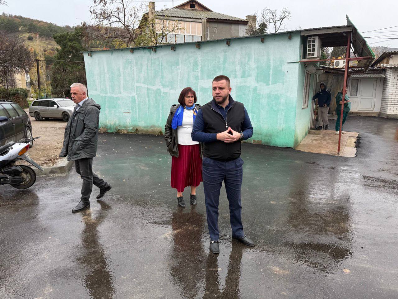 Кирилл Чебышев: Сегодня вместе с первым заместителем главы администрации Ольгой Олейник, заместителем главы Вазгеном Карапетяном и директором Судакского филиала «Воды Крыма» Владимиром Кедиком посетил несколько объектов в...