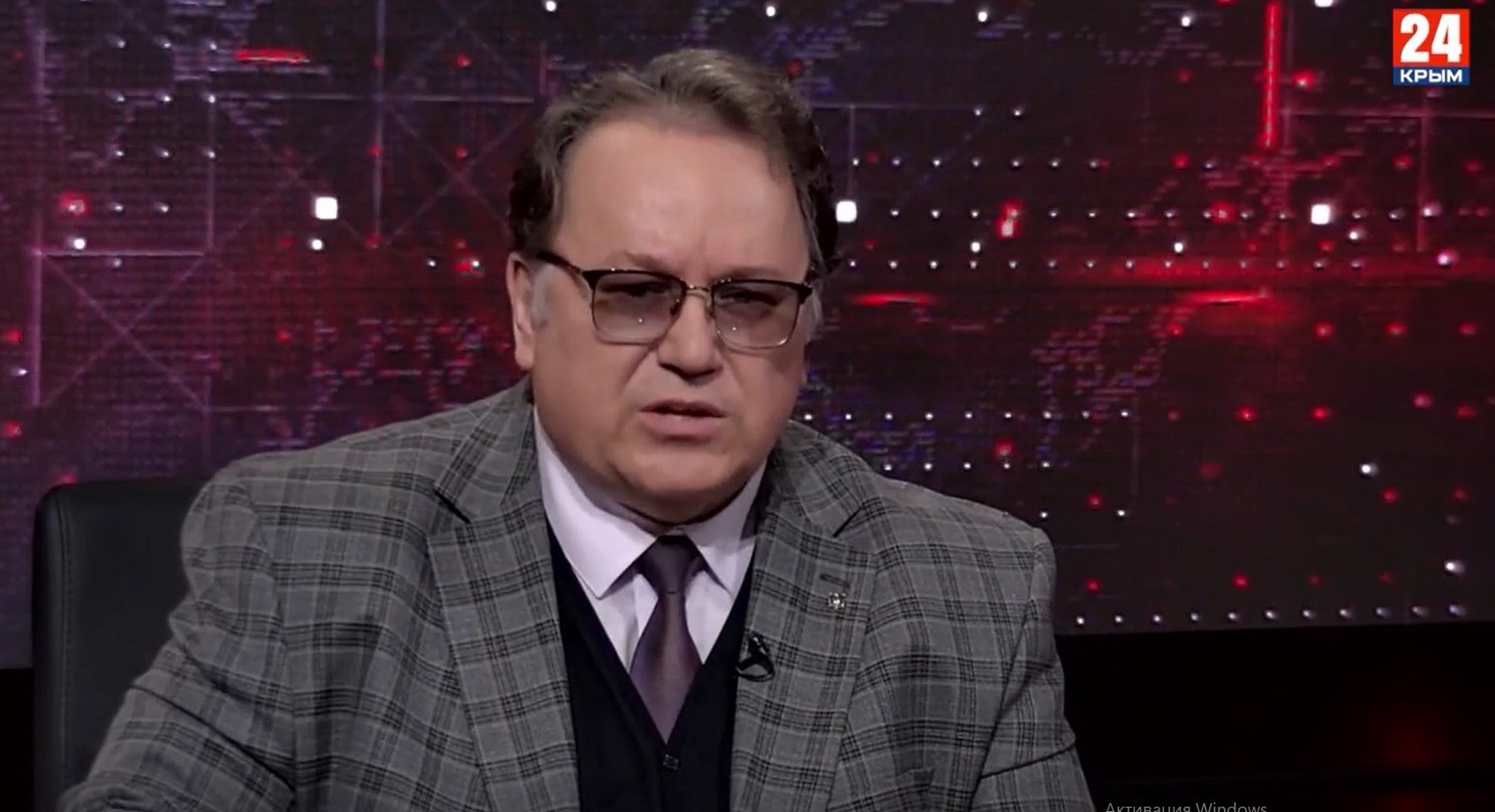 Олег Лобов в эфире телеканала «Крым 24» рассказал о новых инициативах в сохранении исторической памяти