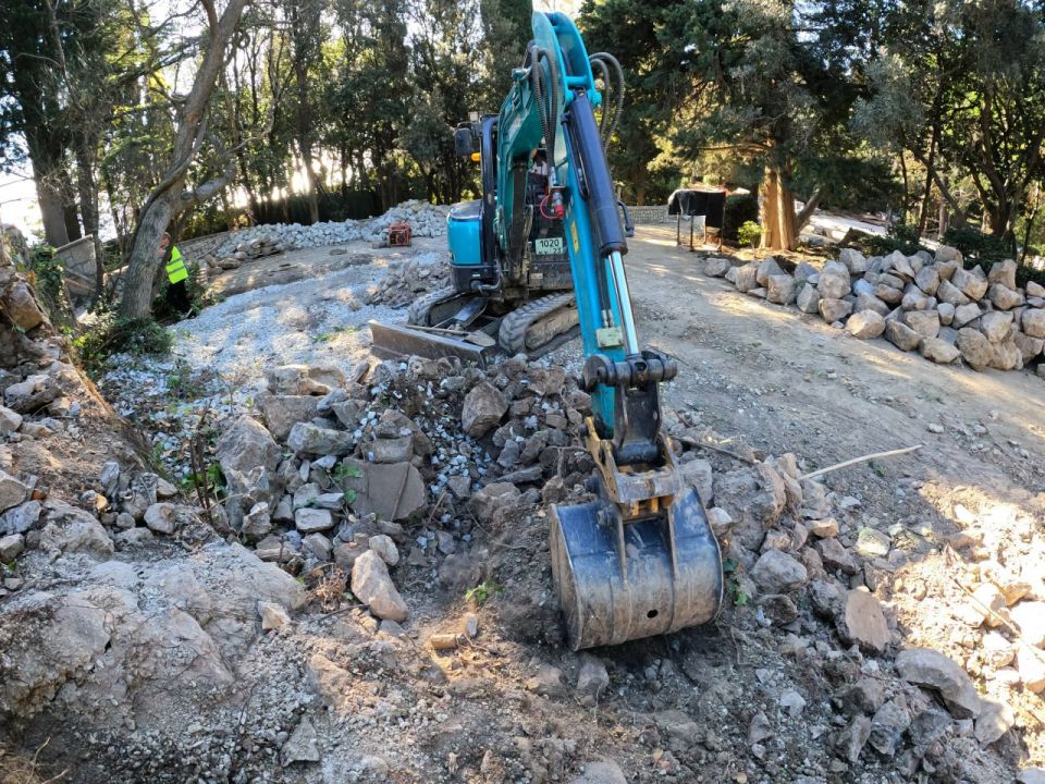 Янина Павленко: Ремонт еще одного парка-памятника, который находится в ведении Минприроды Крыма, в активной стадии – «Мисхорского» Янина Павленко: Ремонт еще одного парка-памятника, который находится в ведении Минприроды Крыма, в активной стадии – «Мисхорского»