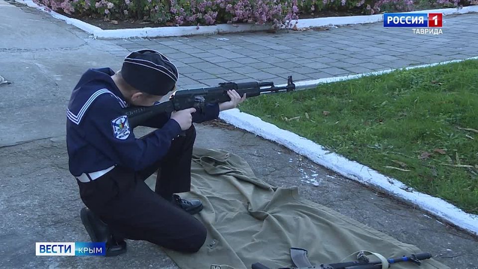 В Евпатории проходит военно-патриотическая смена для кадетских и казачьих классов