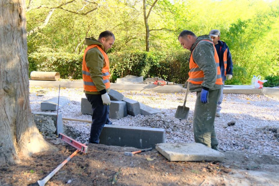 Янина Павленко: Ремонт парка-памятника садово-паркового искусства «Массандровский» движется к финалу – работы выполнены на 90%, завершение планируется до конца года Янина Павленко: Ремонт парка-памятника садово-паркового искусства «Массандровский» движется к финалу – работы выполнены на 90%, завершение планируется до конца года
