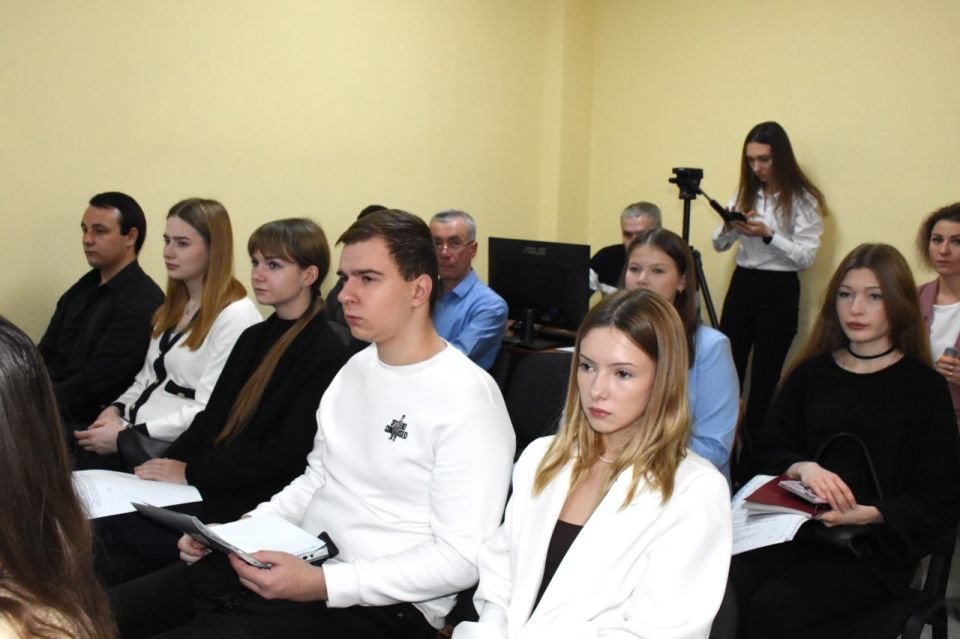 Екатерина Юровских назвала качества, необходимые при работе на государственной гражданской службе Екатерина Юровских назвала качества, необходимые при работе на государственной гражданской службе