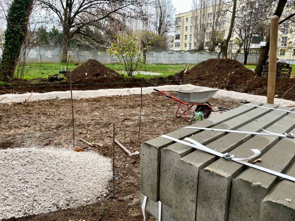 Василий Телиженко: К концу 2025 года в Армянске появятся еще несколько благоустроенных придомовых территорий