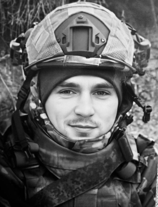 Михаил Развожаев: Сегодня проводили в последний путь рядового Илью Владиславовича Василькова и гвардии ефрейтора Ивана Викторовича Зезикова