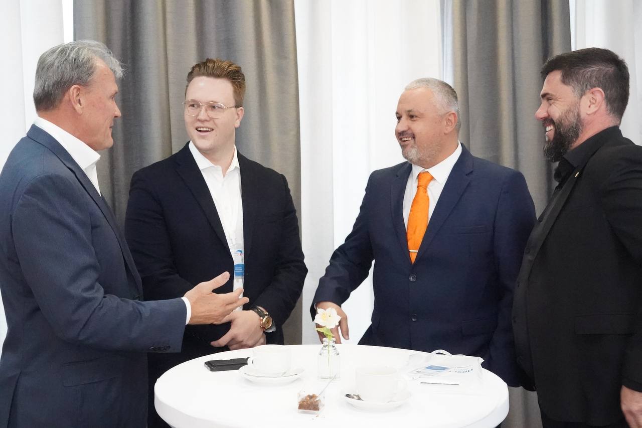 Шериф Османов: В Симферополе состоялась конференция «Небо Крыма», организованная АНО «Просторы Клементьева», посвященная возрождению легендарной горы Узун-Сырт — главного исторического центра планерного спорта России и мира Шериф Османов: В Симферополе состоялась конференция «Небо Крыма», организованная АНО «Просторы Клементьева», посвященная возрождению легендарной горы Узун-Сырт — главного исторического центра планерного спорта России и мира