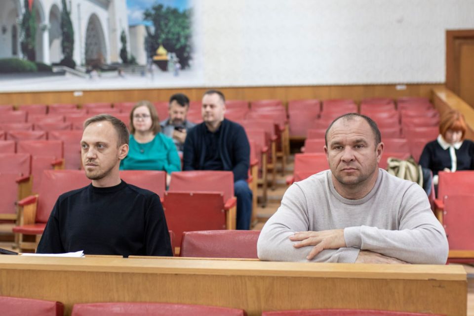 Состоялась 33-я сессия Симферопольского городского совета III созыва Состоялась 33-я сессия Симферопольского городского совета III созыва