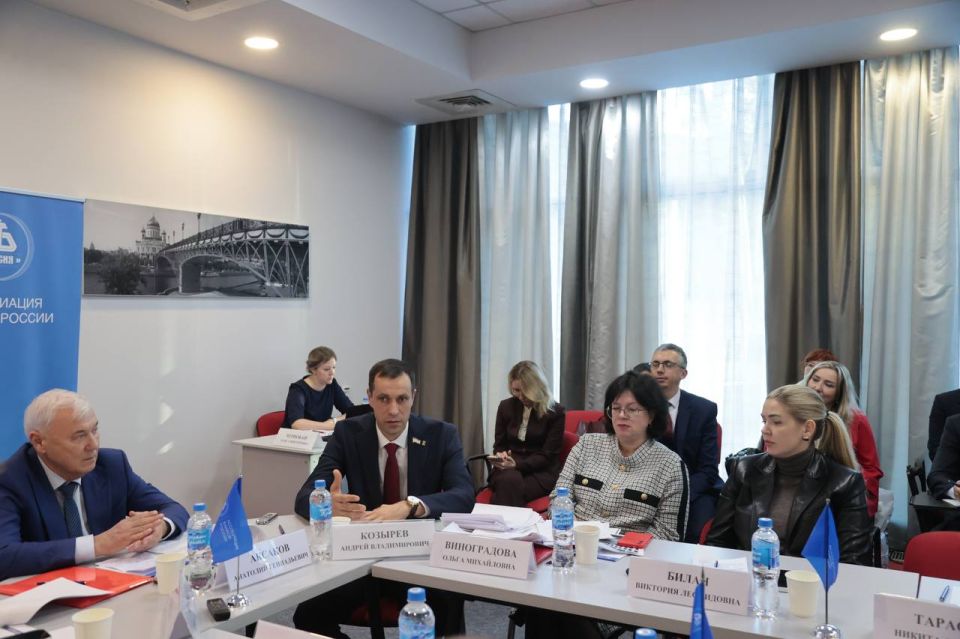 ������� ���� �� �������������� ���������� � ���������������� �������� ����� ��������� � �����������