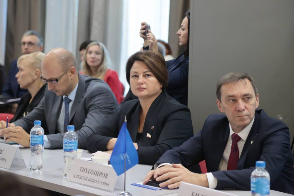 ������� ���� �� �������������� ���������� � ���������������� �������� ����� ��������� � �����������