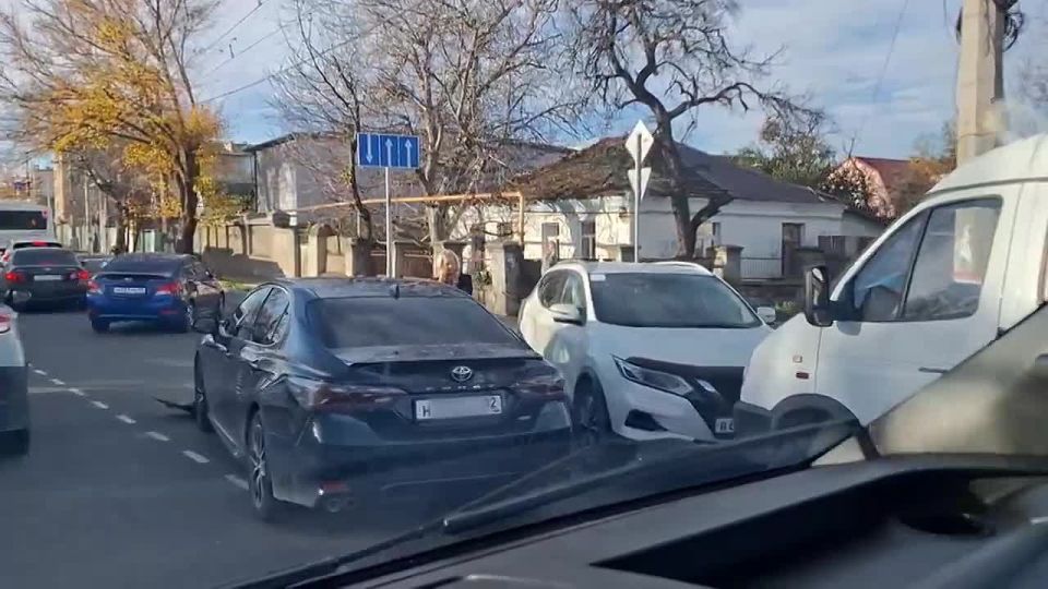 Сразу две аварии произошли в одном районе Симферополя
