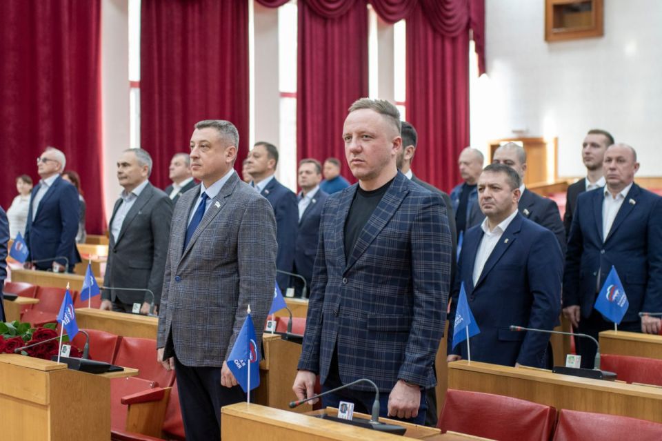 Состоялась 33-я сессия Симферопольского городского совета III созыва Состоялась 33-я сессия Симферопольского городского совета III созыва