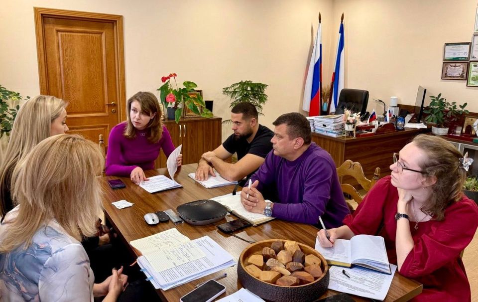 Ольга Шевцова: Делюсь с вами актуальными новостями о капитальном ремонте на территории парков-памятников садово-паркового искусства «Массандровский» и «Мисхорский» Ольга Шевцова: Делюсь с вами актуальными новостями о капитальном ремонте на территории парков-памятников садово-паркового искусства «Массандровский» и «Мисхорский»