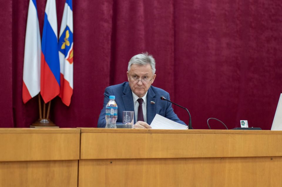 Состоялась 33-я сессия Симферопольского городского совета III созыва Состоялась 33-я сессия Симферопольского городского совета III созыва