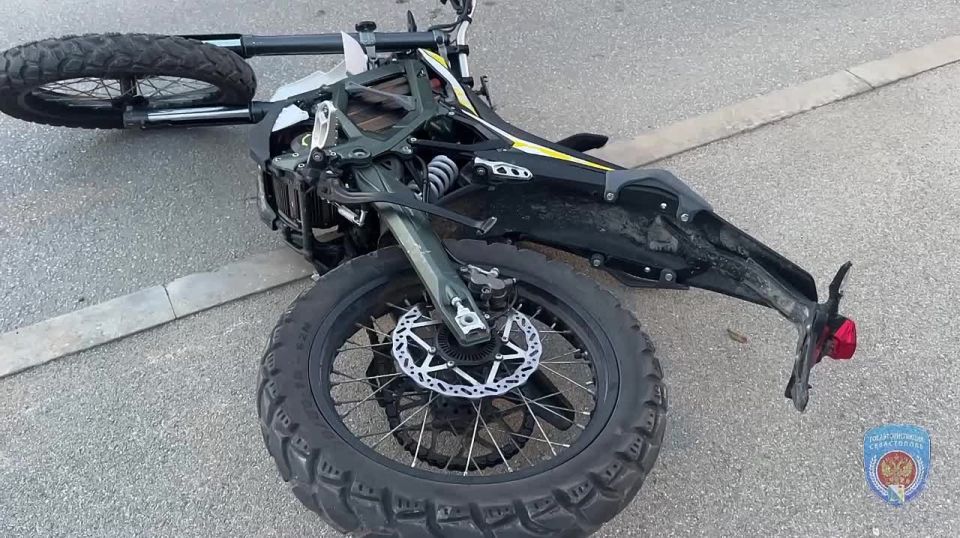 В Севастополе водитель электробайка погиб в ДТП