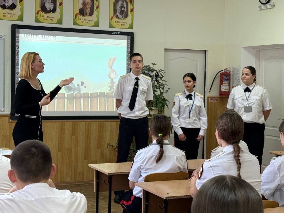 В Симферополе завершился зональный этап республиканского конкурса «Лучший классный руководитель – 2025» В Симферополе завершился зональный этап республиканского конкурса «Лучший классный руководитель – 2025»