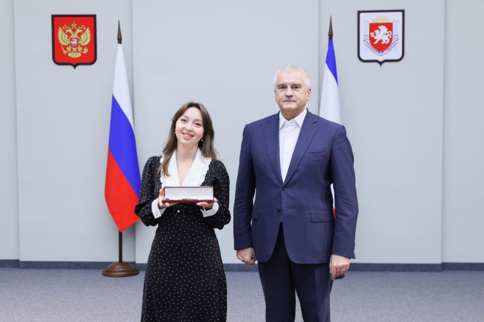В Совмине Крыма наградили администраторов госпабликов В Совмине Крыма наградили администраторов госпабликов